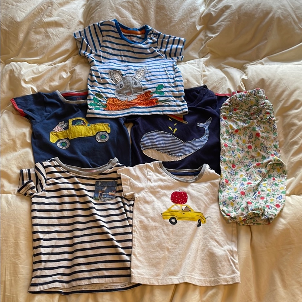 Baby Boden 12-18M GUC Kids' Striped and Graphic T-Shirts and Pants Set
